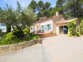 Authentic Holiday Home in Lorgues with Garden
